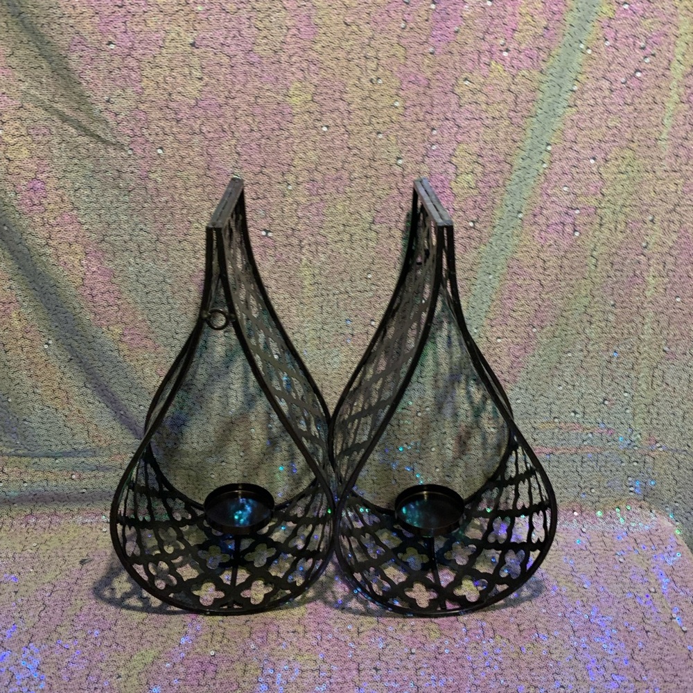 Gorgeous Metal Wall Sconce Set